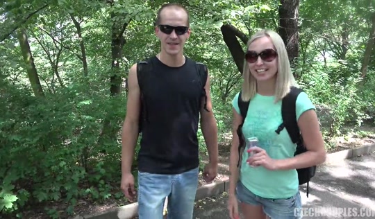 Две чешские парочки устроили настоящее секс пати на природе