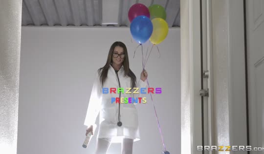 Медсестрам разрешается брать в рот у вип-пациентов