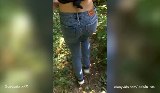 Уговорил любимую Лизу потрахаться в городском парке