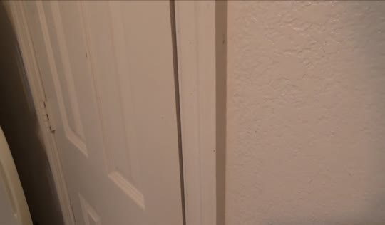 Бородатый старший брат трахнуть Настю очень рад